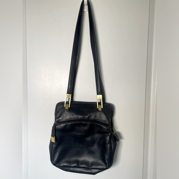 VINTAGE 80s 90s Tempo Design Black Leather Bag Gold Hinge Hardware - Picture 4 of 15